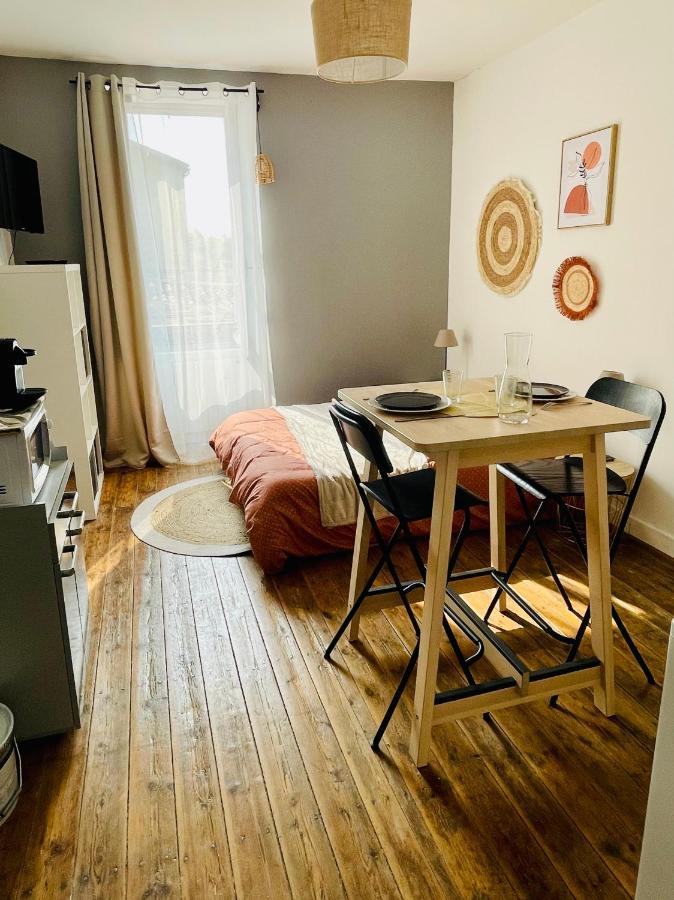 Studio L'Instant Apartment Angouleme Exterior photo